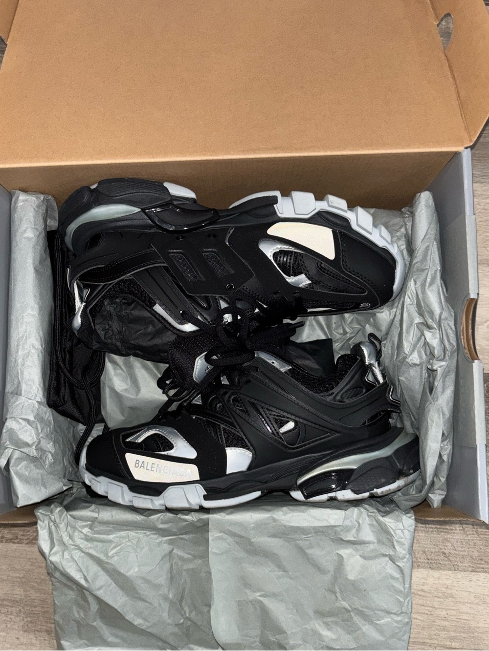 Balenciaga Black & Silver size 38